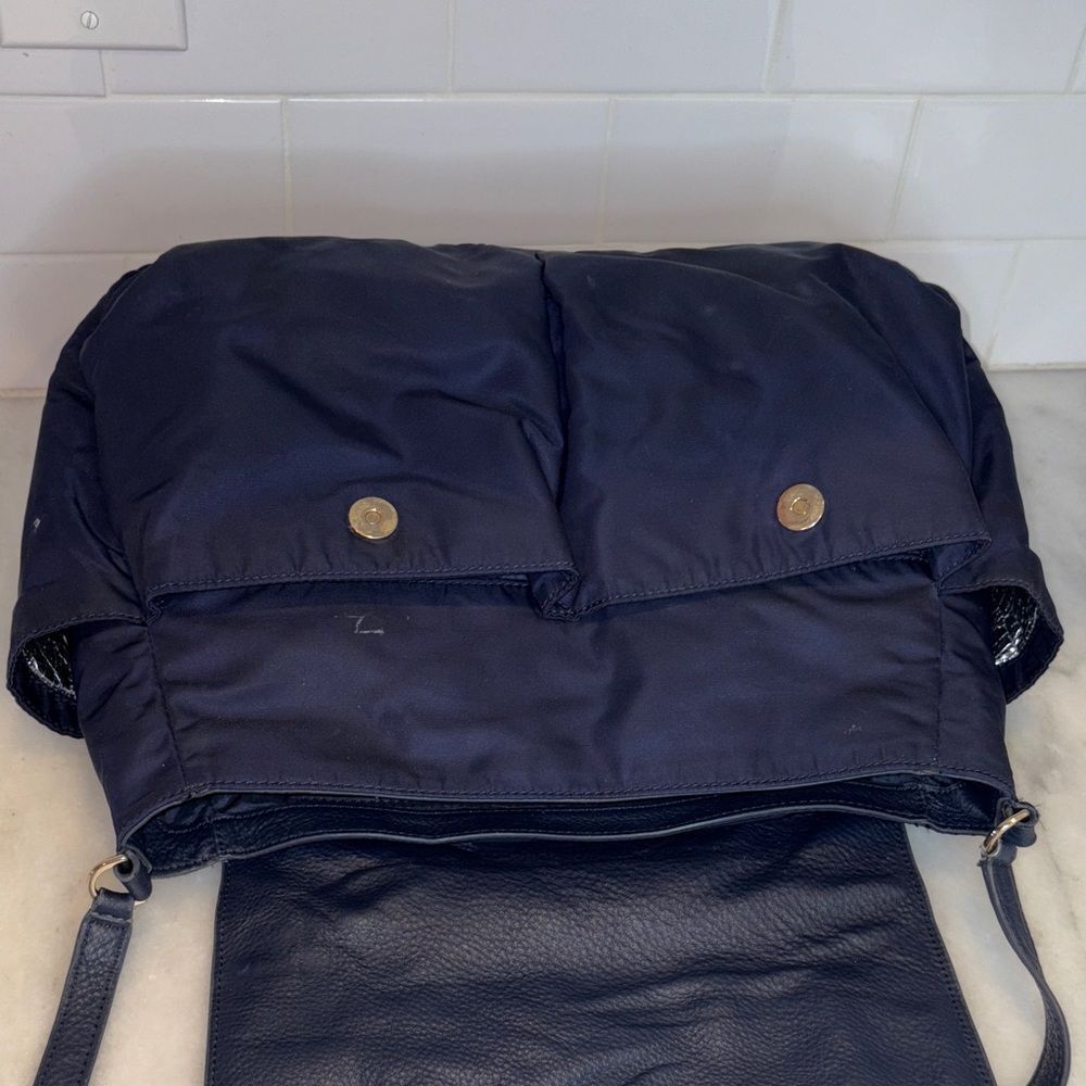 Tory Burch Crossbody Thea Nylon & Leather Weekender Diaper Baby Messenger Bag - Picture 11 of 16